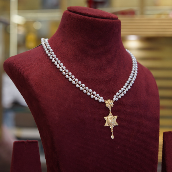 Star Drop Pearl Necklace